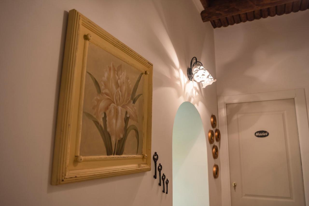 Bed and Breakfast La Casa Degli Angeli à Salernes Extérieur photo