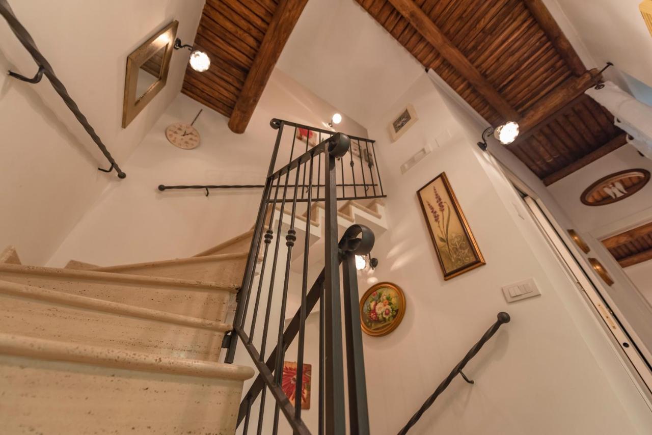 Bed and Breakfast La Casa Degli Angeli à Salernes Extérieur photo