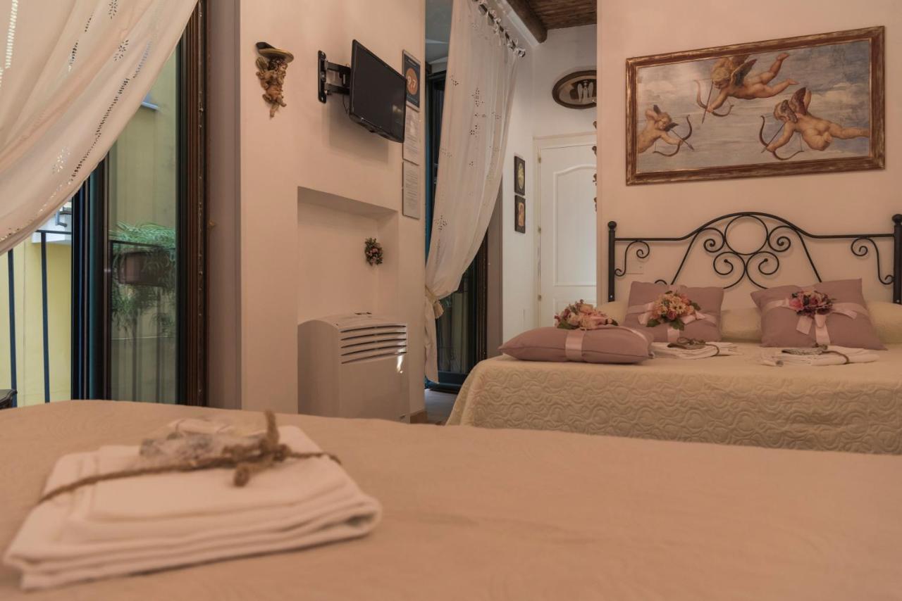 Bed and Breakfast La Casa Degli Angeli à Salernes Extérieur photo