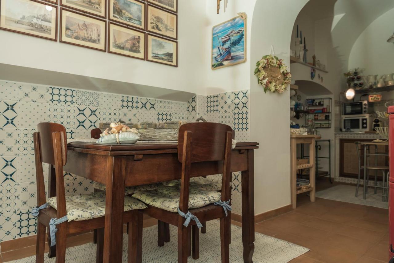 Bed and Breakfast La Casa Degli Angeli à Salernes Extérieur photo