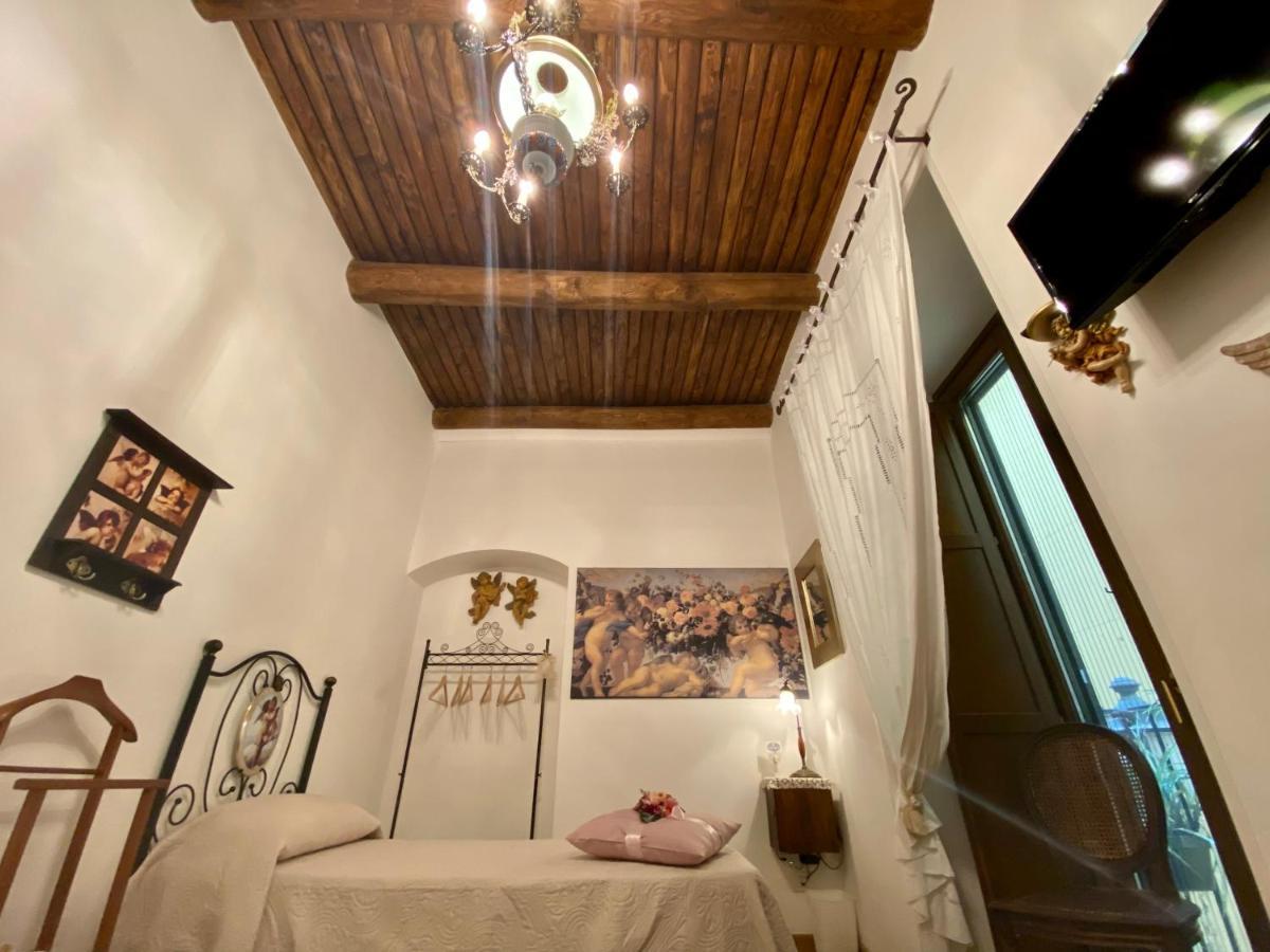 Bed and Breakfast La Casa Degli Angeli à Salernes Extérieur photo